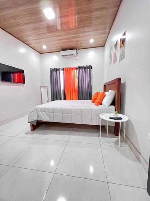 Orange Apartment 5 Min Aeropuerto Juan Santamaria Alajuela Eksteriør billede